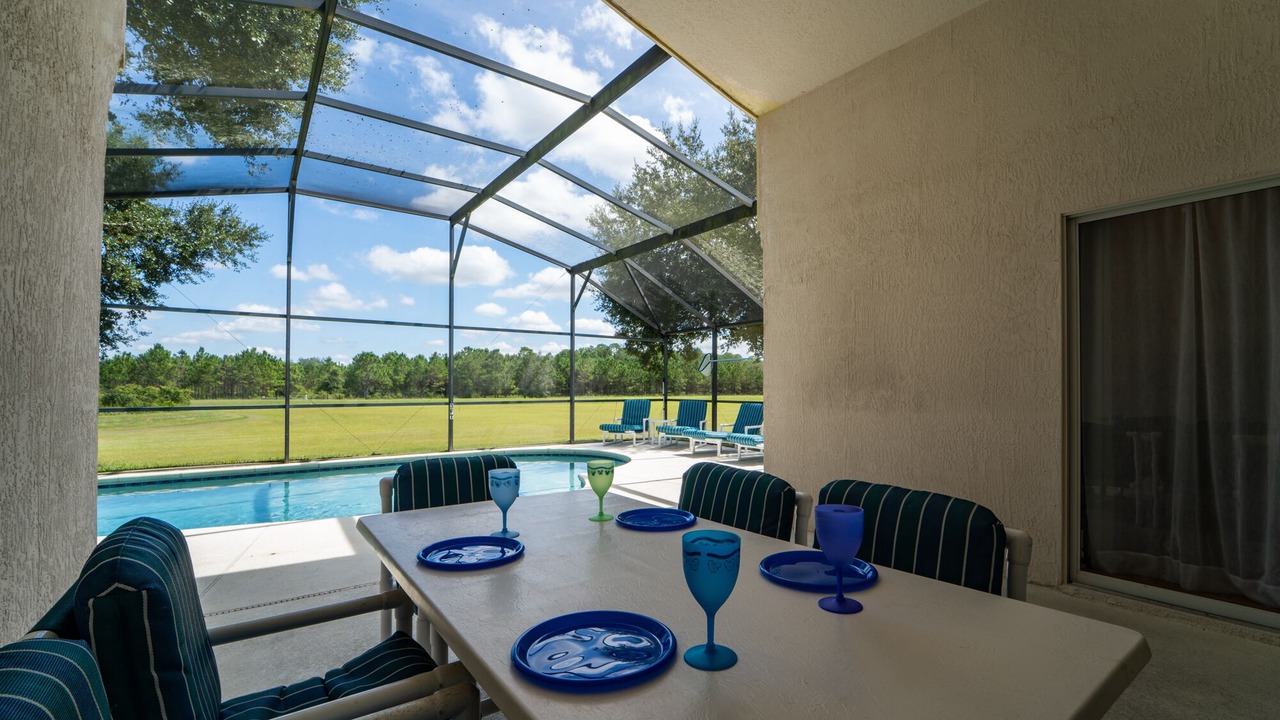 Photo of Outdoor in Orange Tree