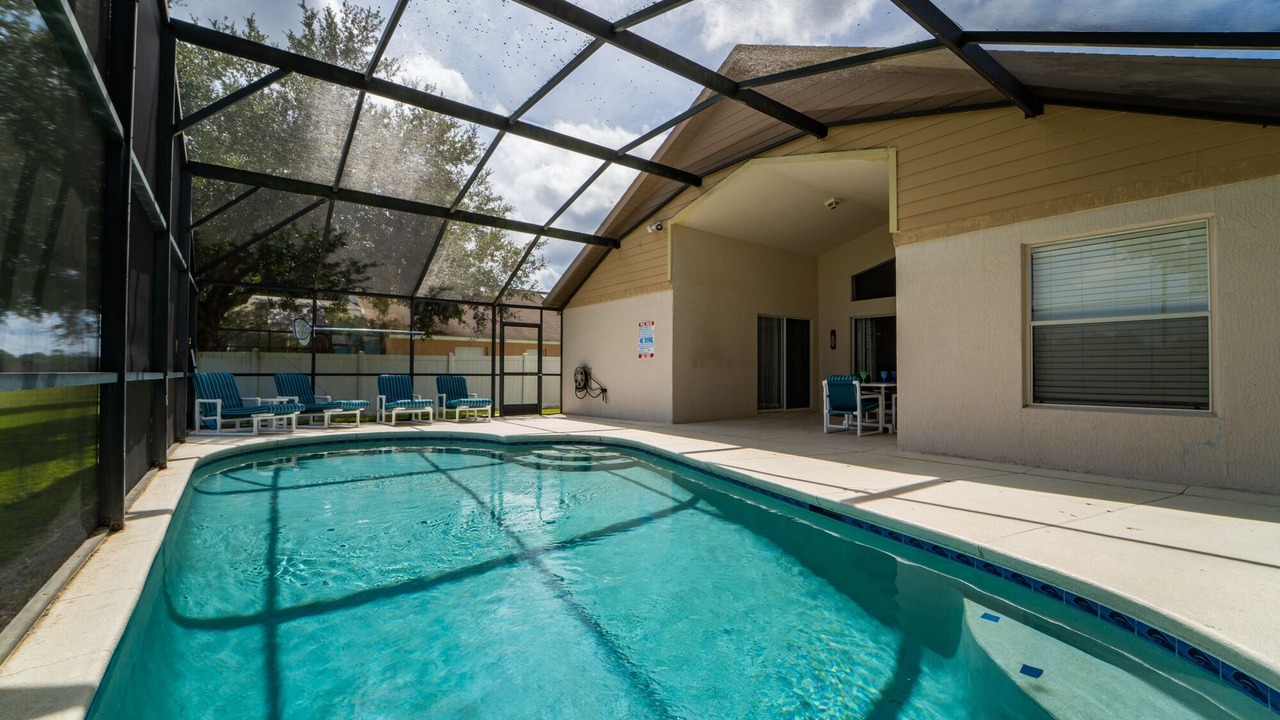 Photo of Outdoor in Orange Tree