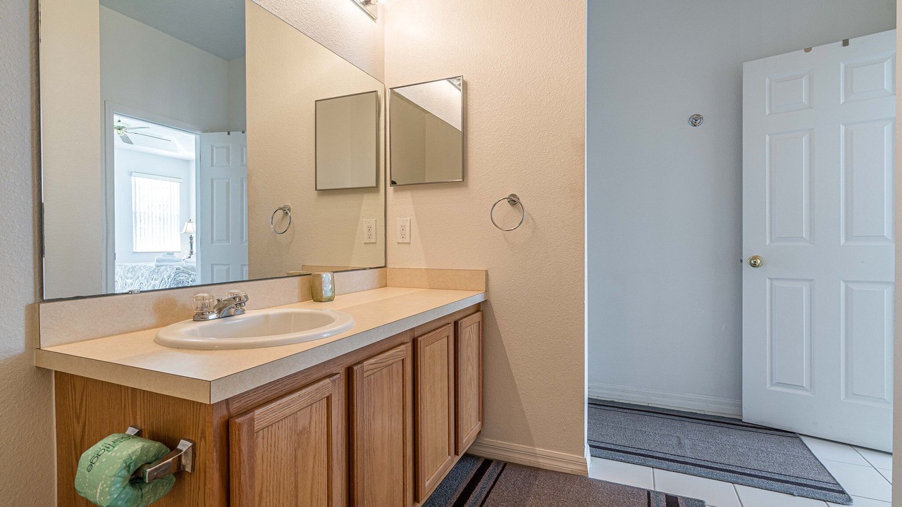 Photo of Bathroom in Windwood Bay