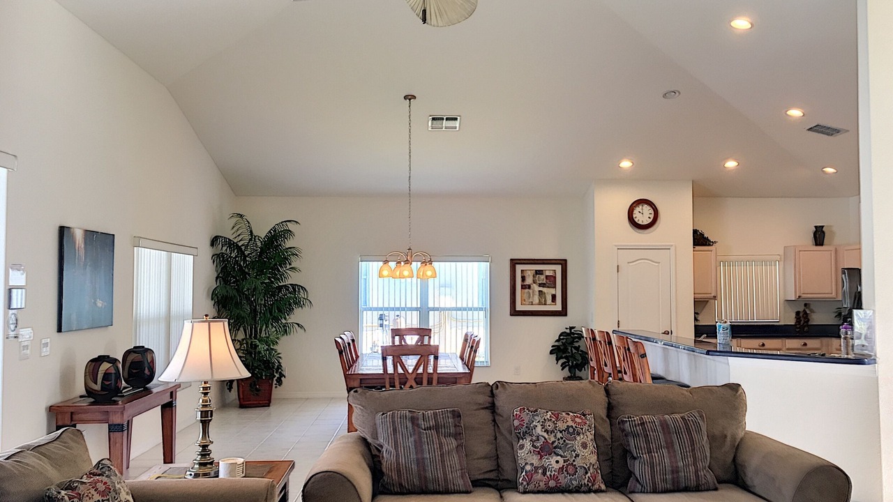 Photo of Livingroom in West Haven