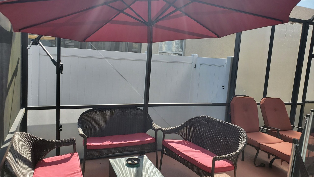 Photo of Patio Balcony in Windwood Bay