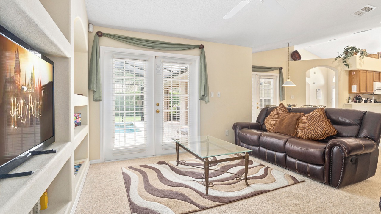 Photo of Livingroom in Orange Tree