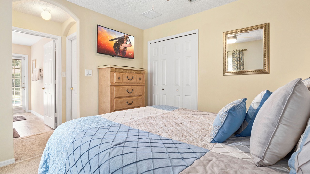 Photo of Bedroom in Orange Tree
