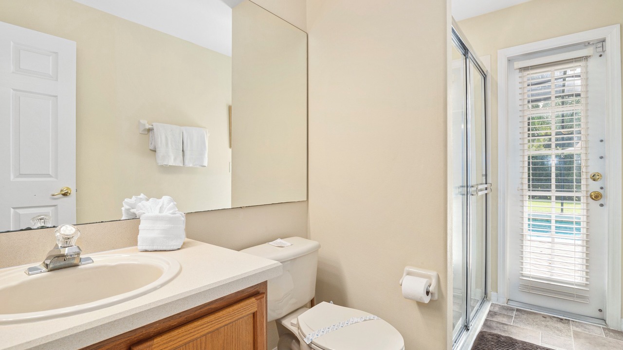 Photo of Bathroom in Orange Tree