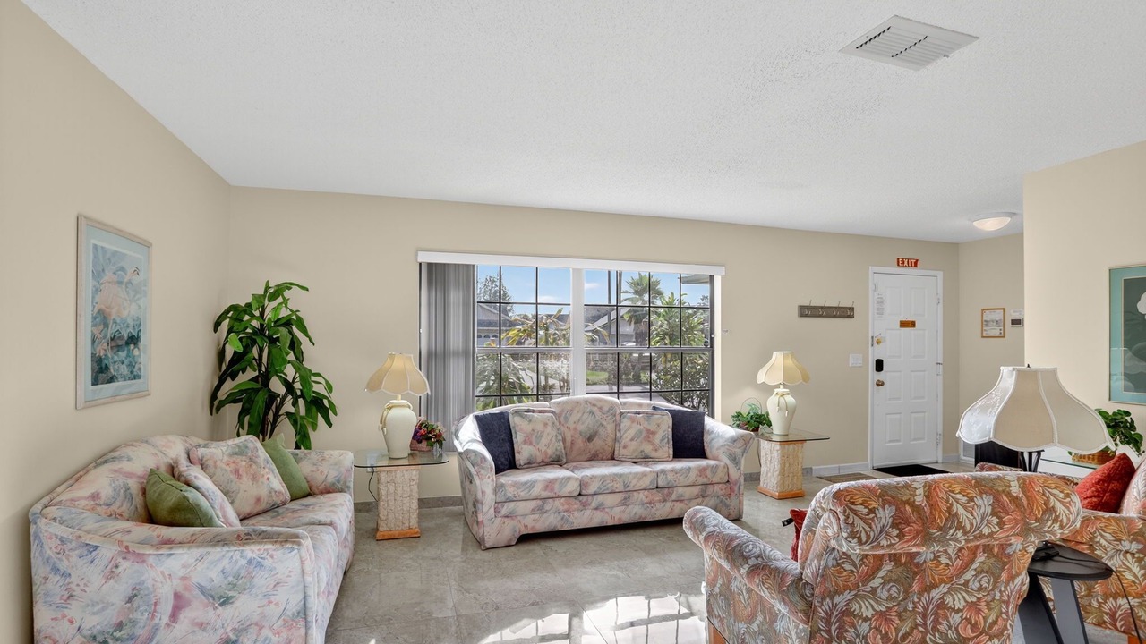 Photo of Livingroom in Indian Ridge