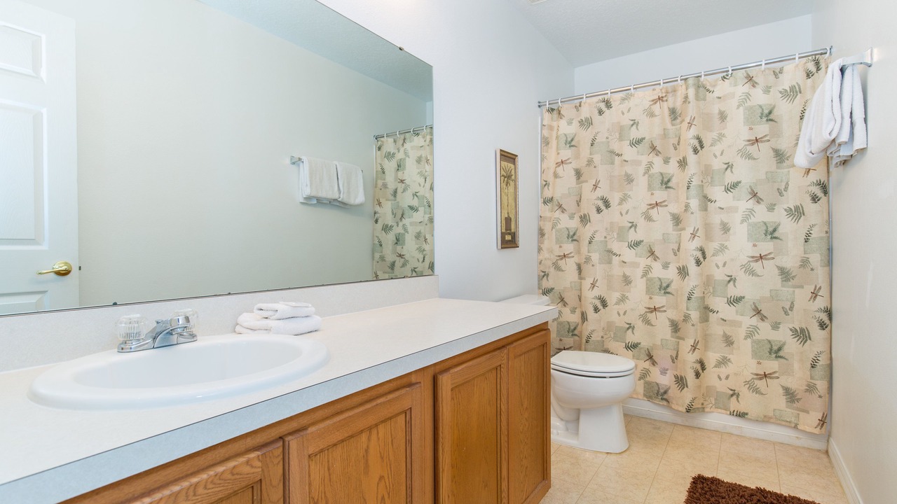 Photo of Bathroom in Legacy Park