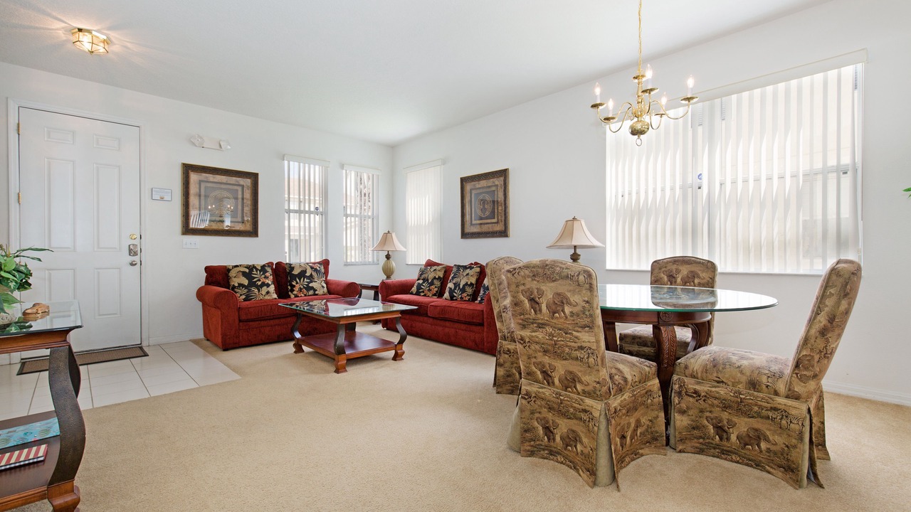 Photo of Livingroom in Legacy Park