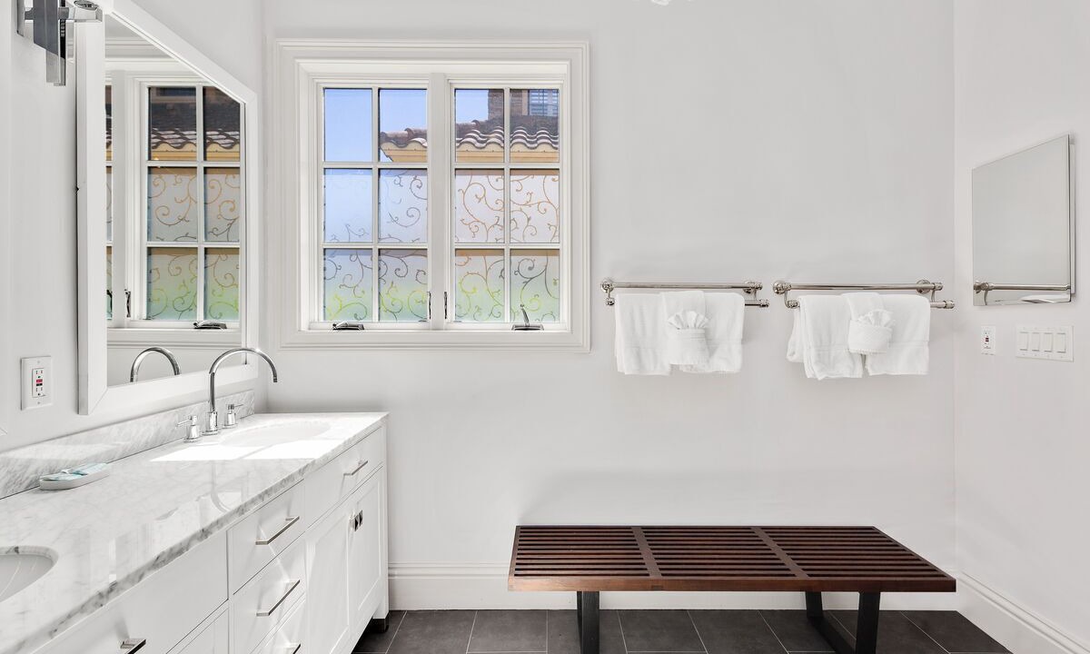 Photo of Bathroom in Reunion