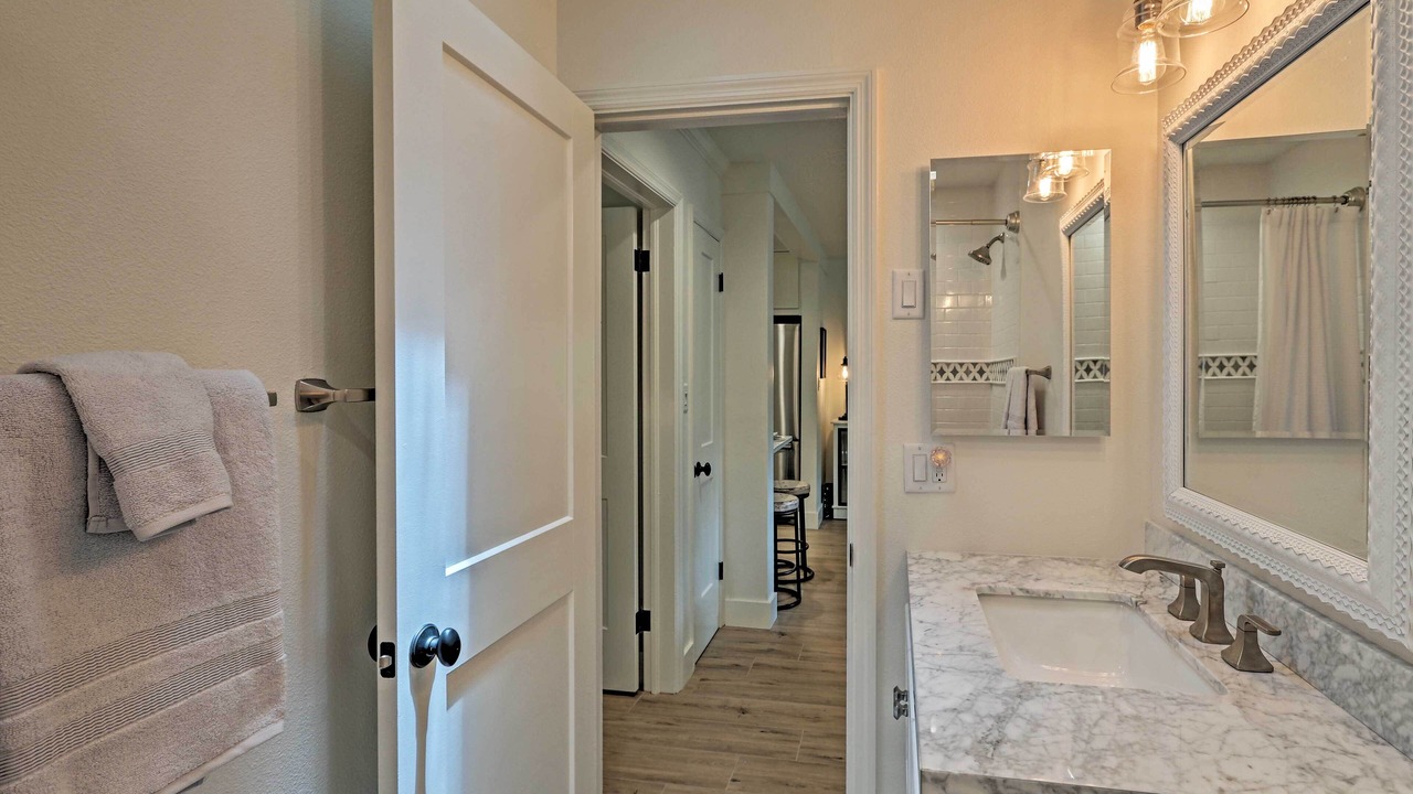 Photo of Bathroom in College Park