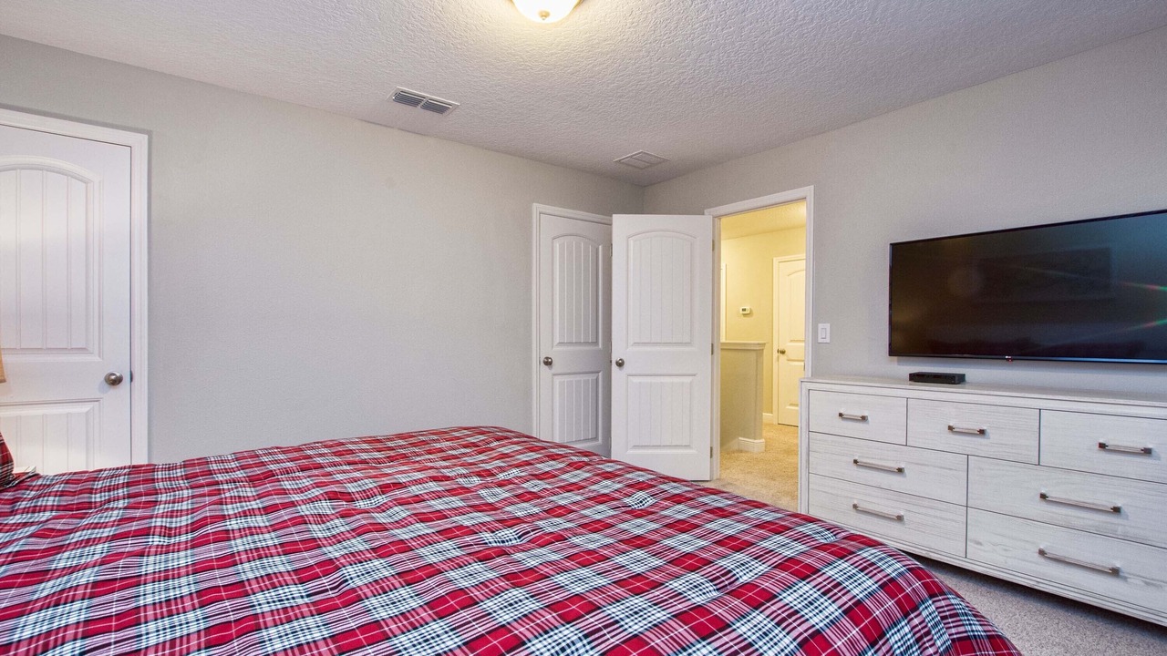 Photo of Bedroom in Loughman