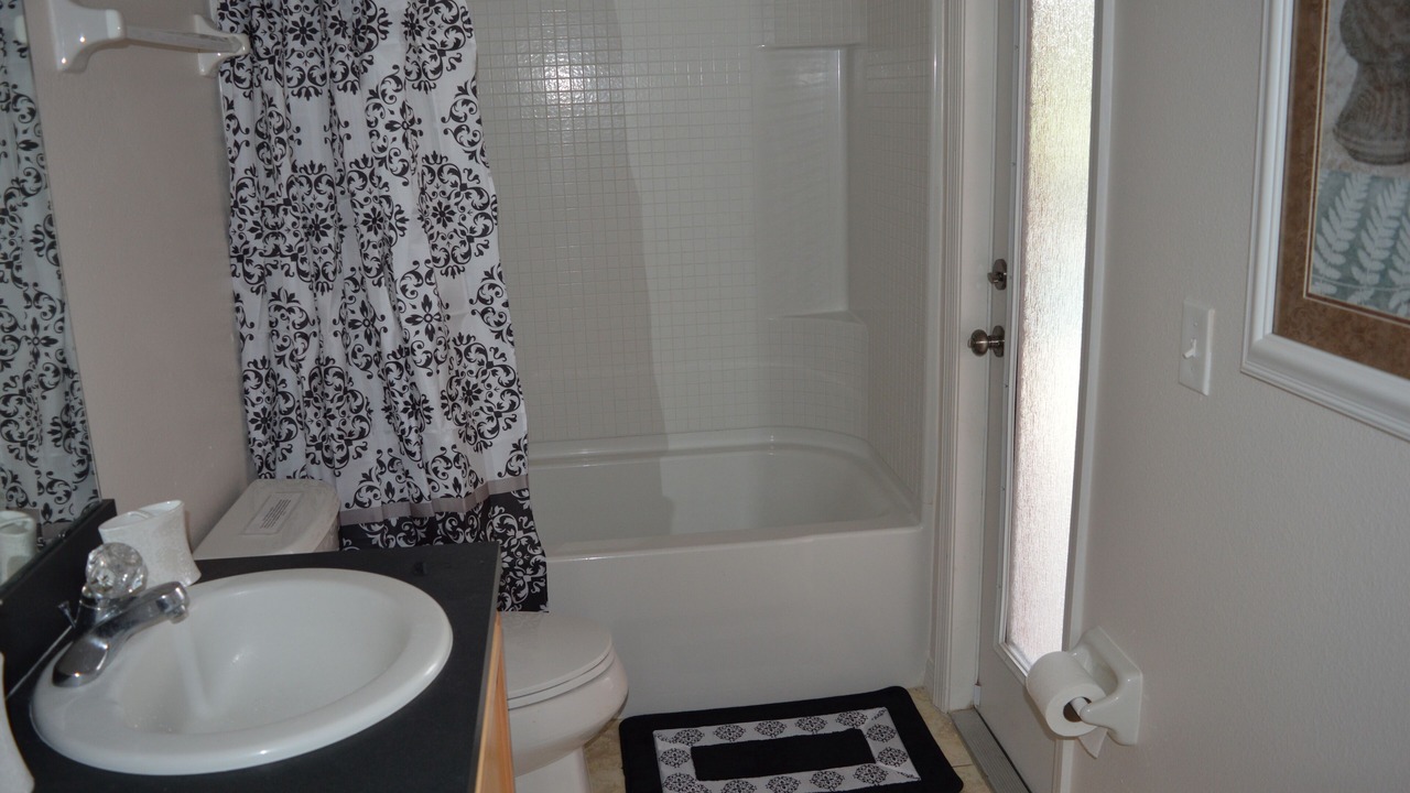 Photo of Bathroom in Sandy Ridge
