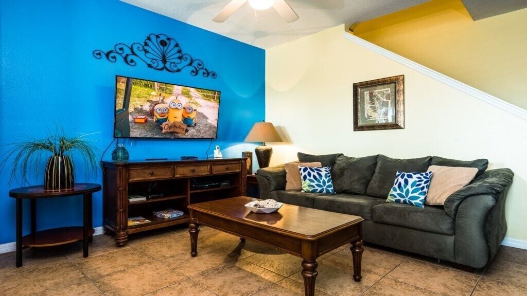 Photo of Livingroom in Crestwynd Bay