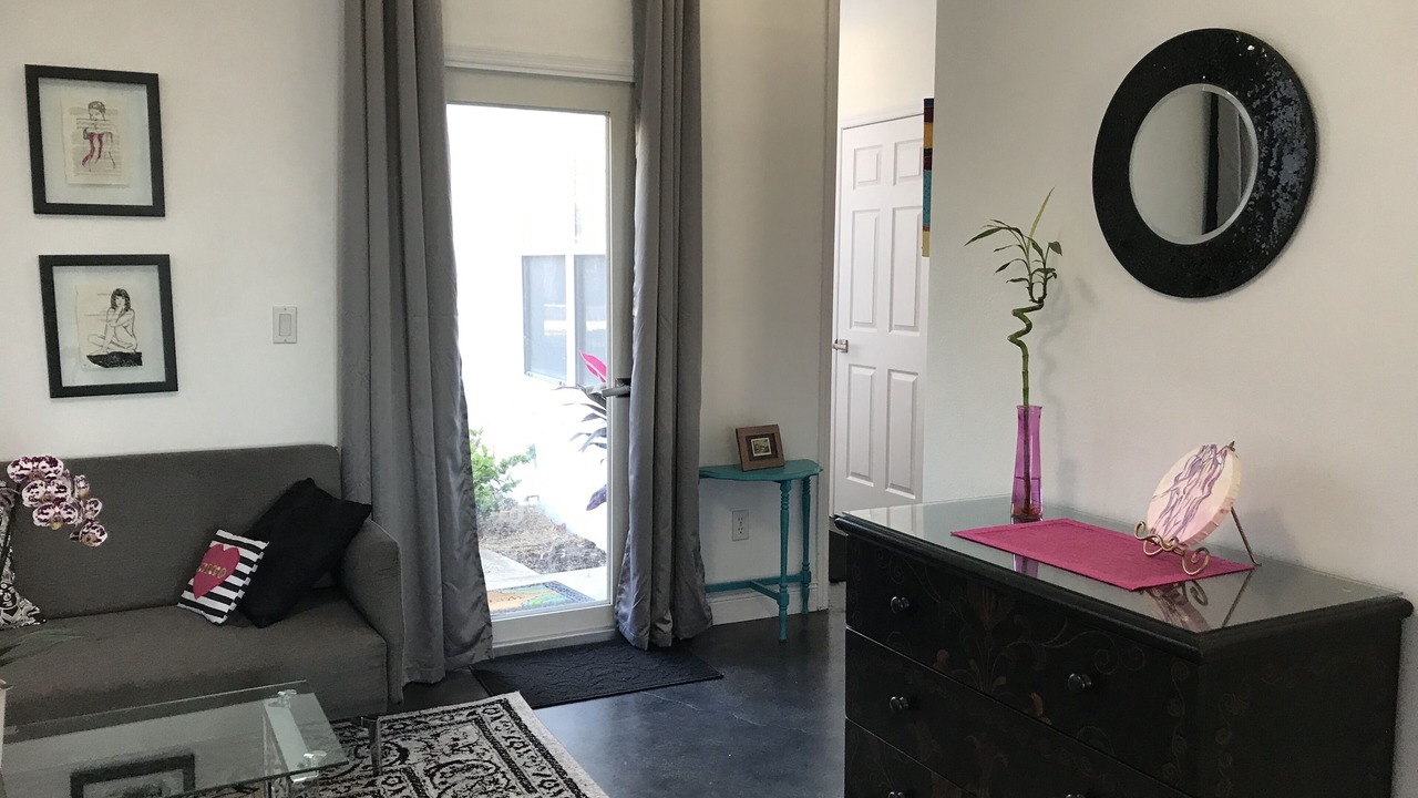 Photo of Livingroom in College Park
