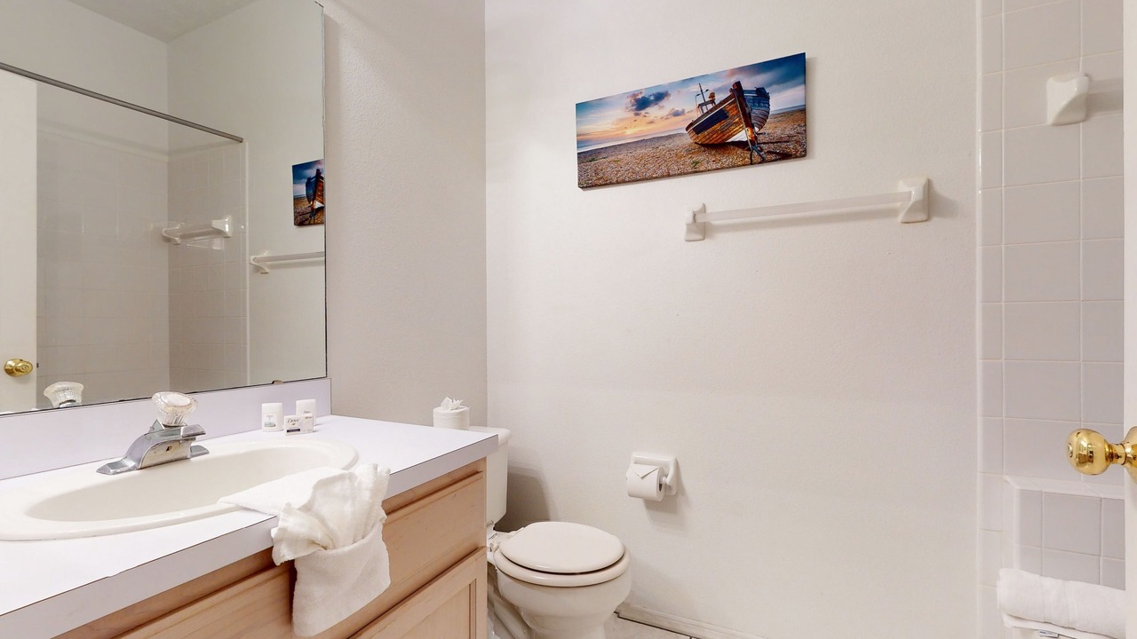 Photo of Bathroom in Esprit
