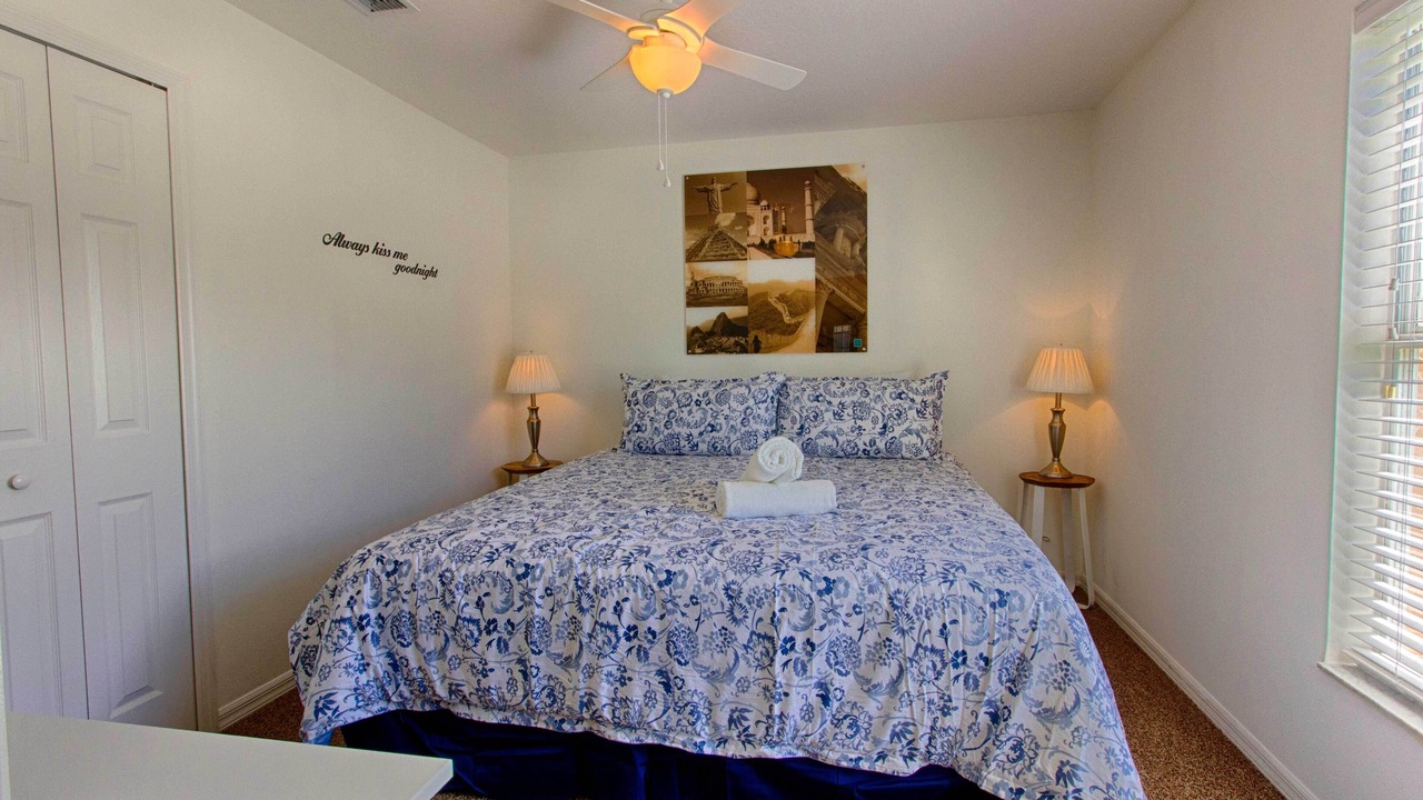 Photo of Bedroom in Orange Tree