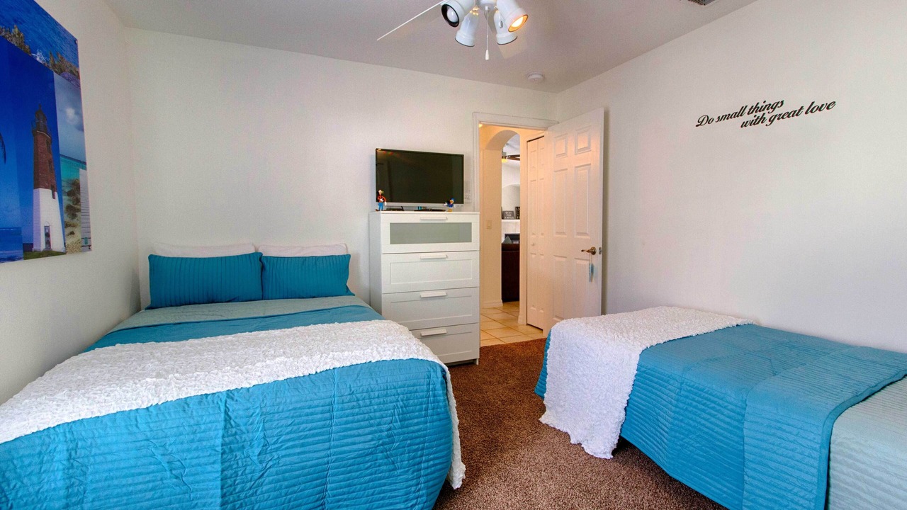 Photo of Bedroom in Orange Tree