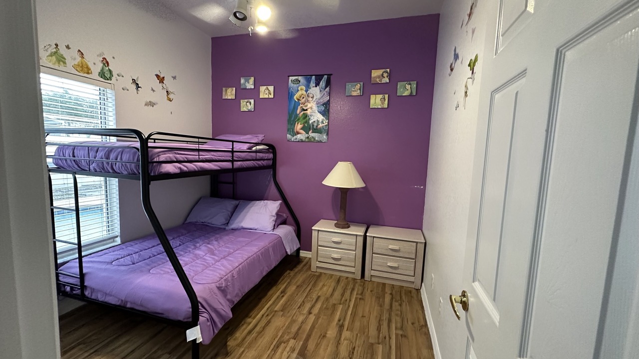 Photo of Bedroom in Pinewood Country Estates
