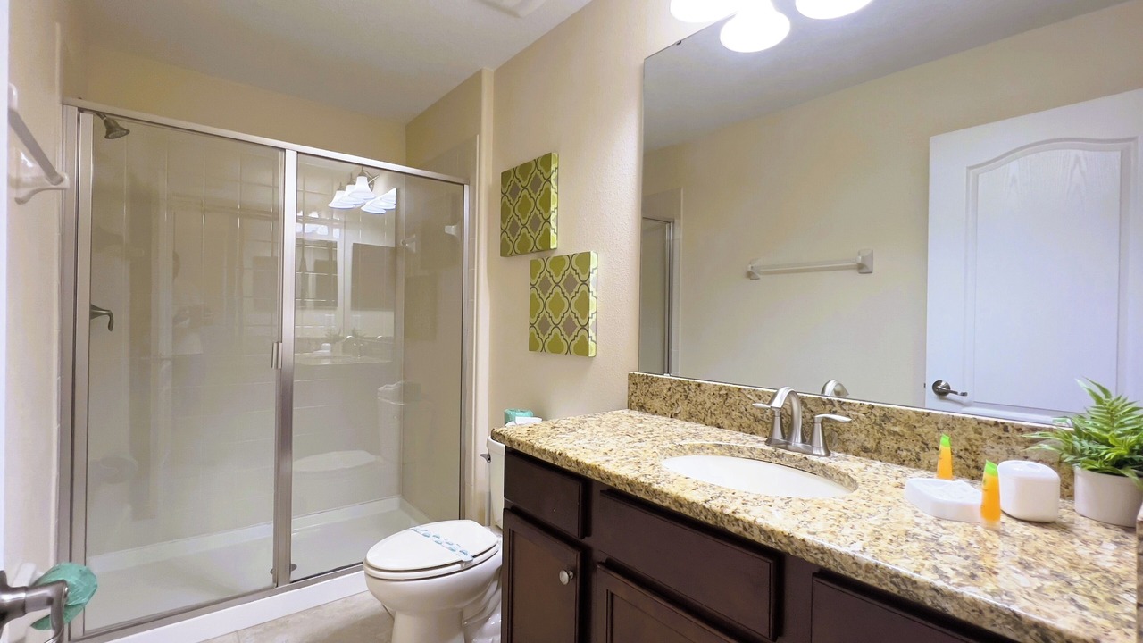 Photo of Bathroom in Davenport