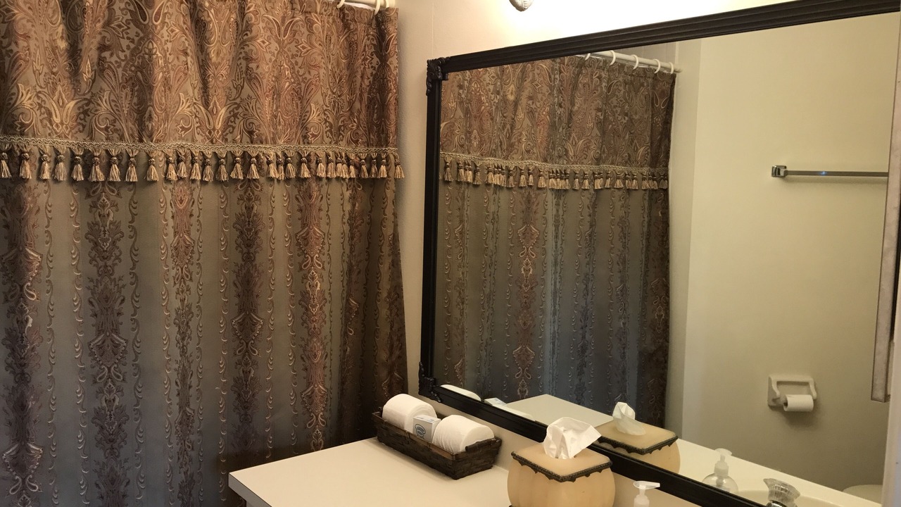 Photo of Bathroom in Ventura