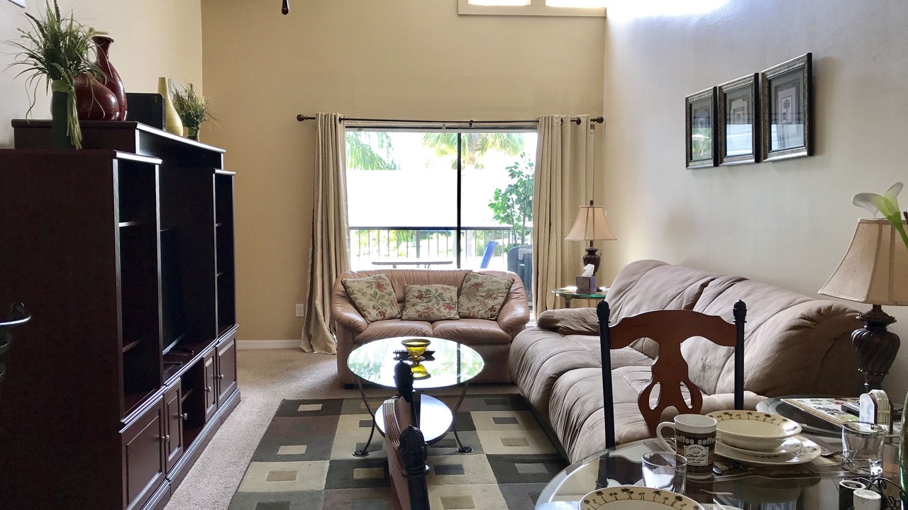 Photo of Livingroom in Ventura