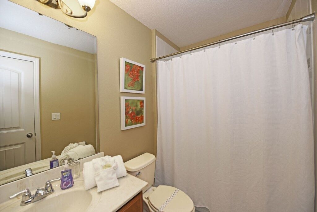 Photo of Bathroom in Loughman