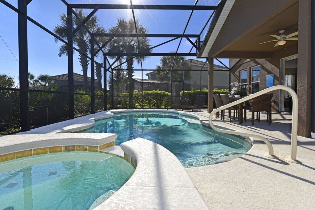 Photo of Outdoor in Loughman