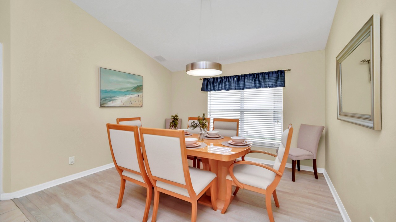 Photo of Livingroom in Loughman