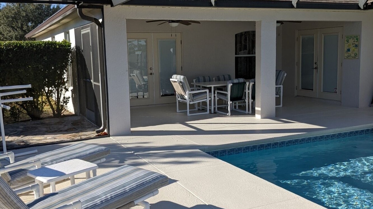 Photo of Outdoor in Orange Tree