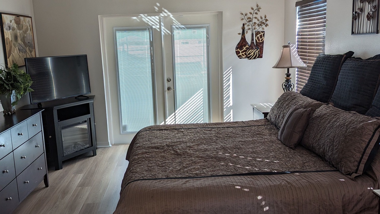 Photo of Bedroom in Orange Tree