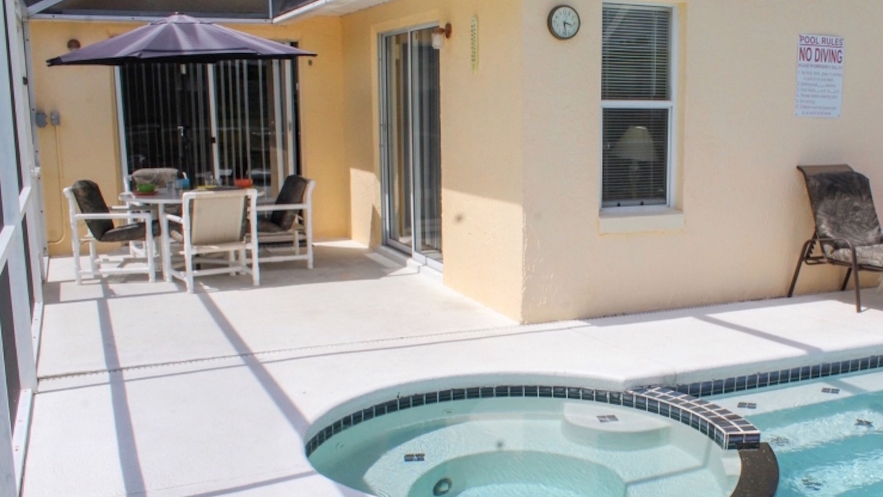 Photo of Others in Windward Cay