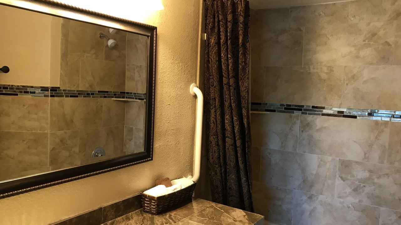 Photo of Bathroom in Ventura