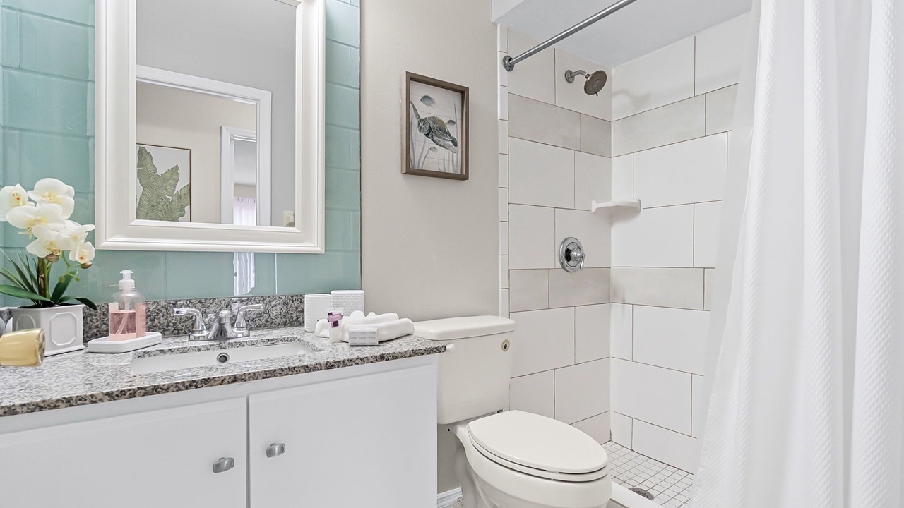Photo of Bathroom in Buena Ventura Lakes