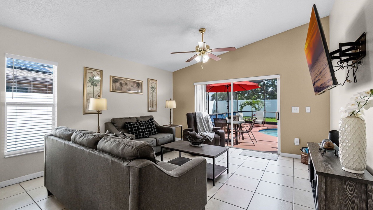 Photo of Livingroom in Buena Ventura Lakes