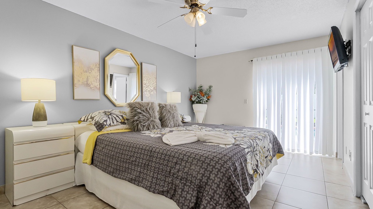 Photo of Bedroom in Buena Ventura Lakes