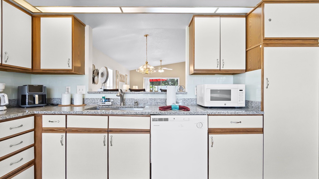 Photo of Kitchen in Buena Ventura Lakes