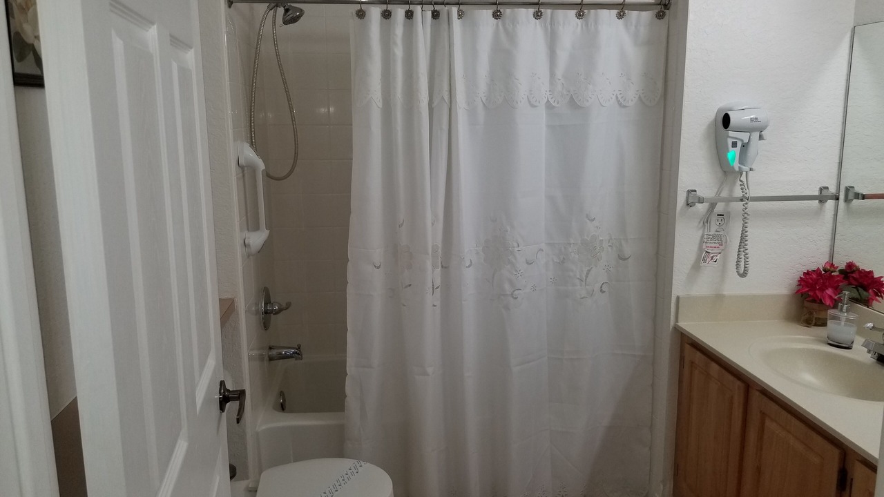 Photo of Bathroom in Venetian Bay Villages