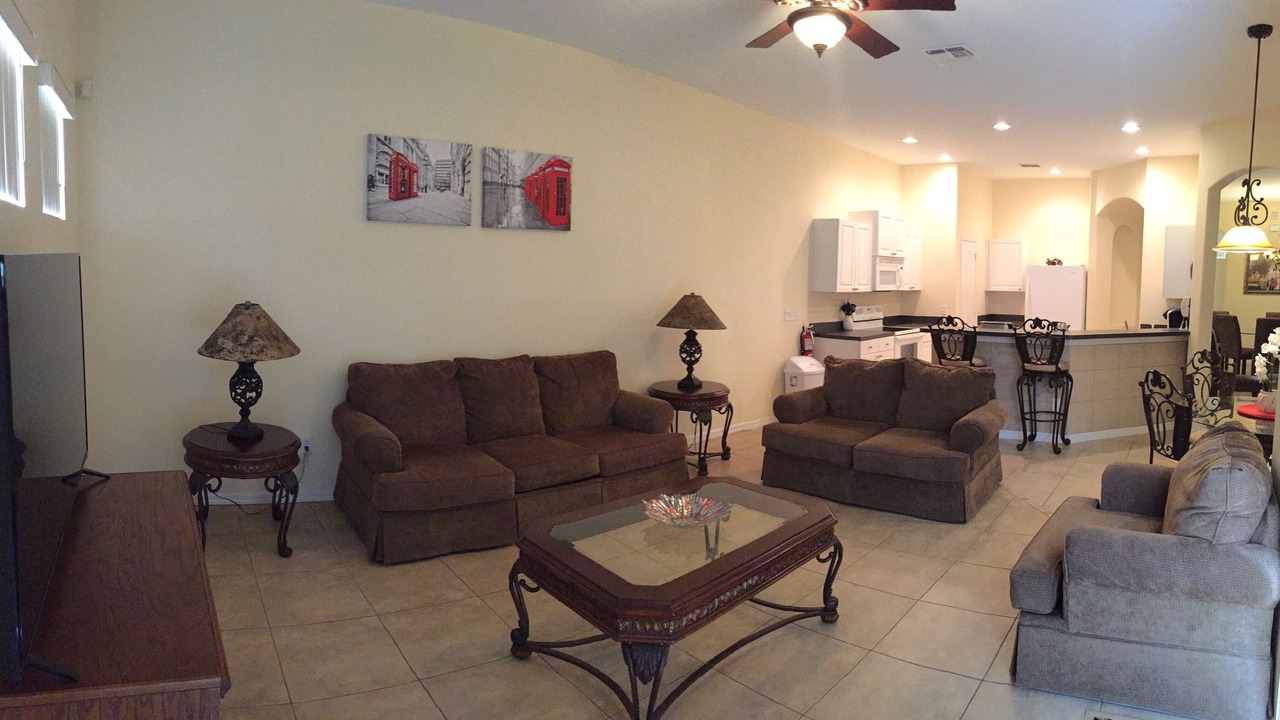 Photo of Livingroom in Davenport