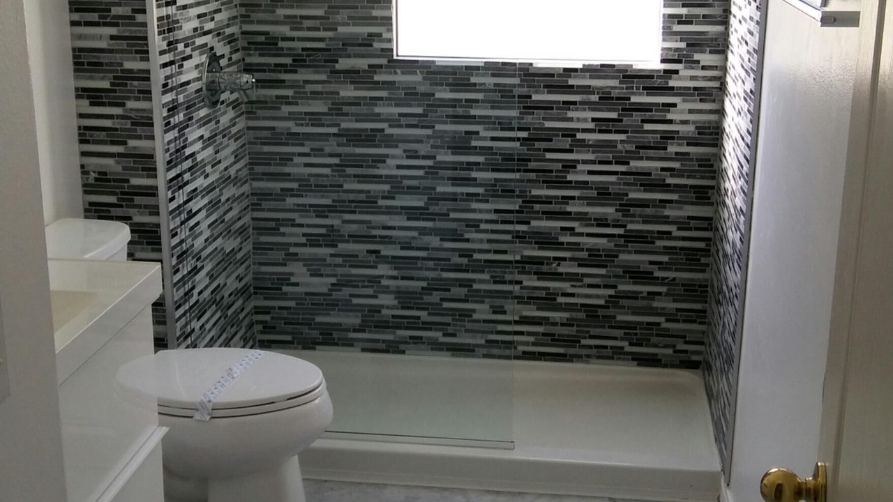 Photo of Bathroom in Davenport