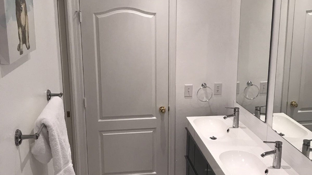 Photo of Bathroom in Davenport