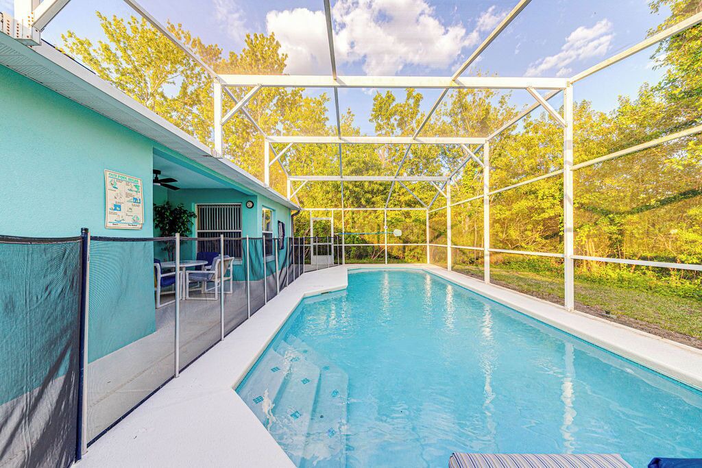 Photo of Outdoor in Loughman