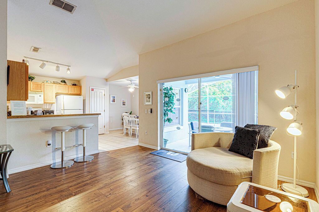 Photo of Livingroom in Loughman