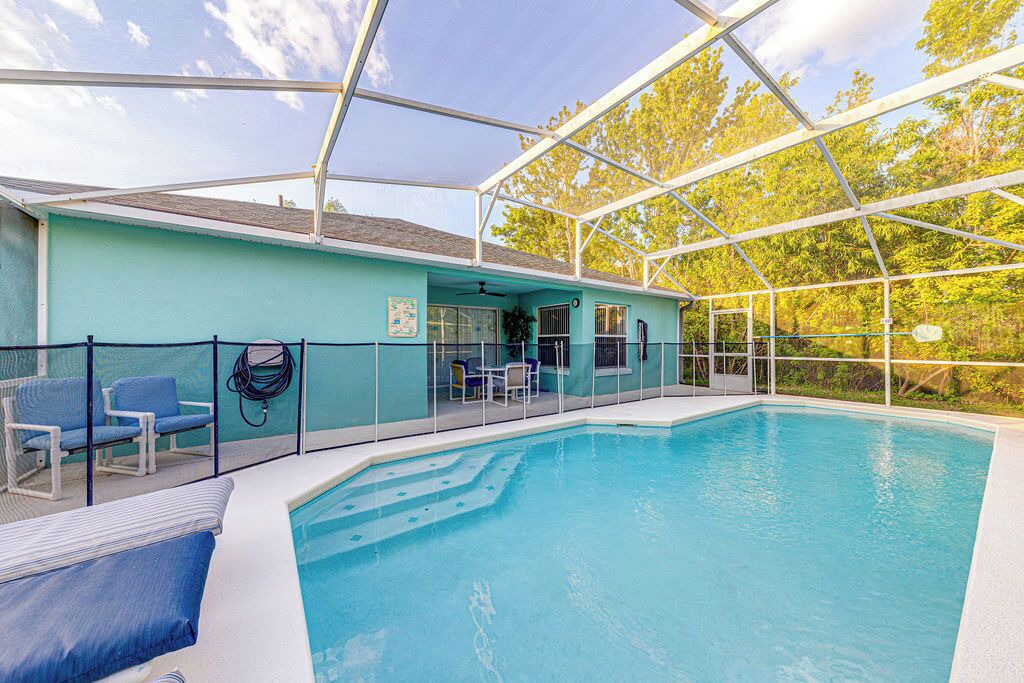 Photo of Outdoor in Loughman