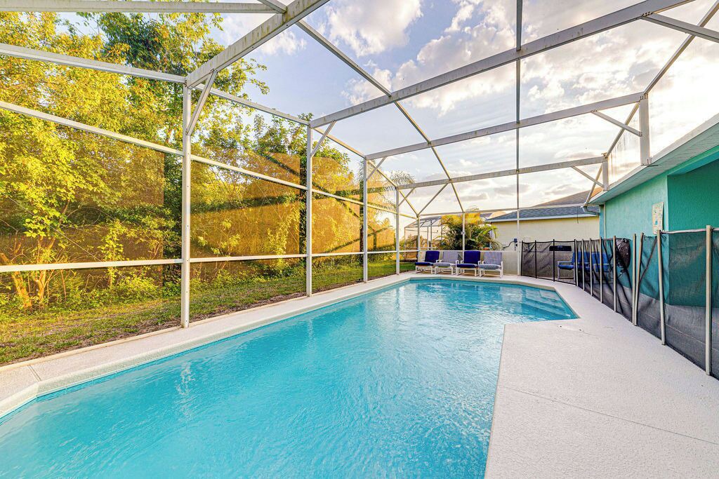 Photo of Outdoor in Loughman