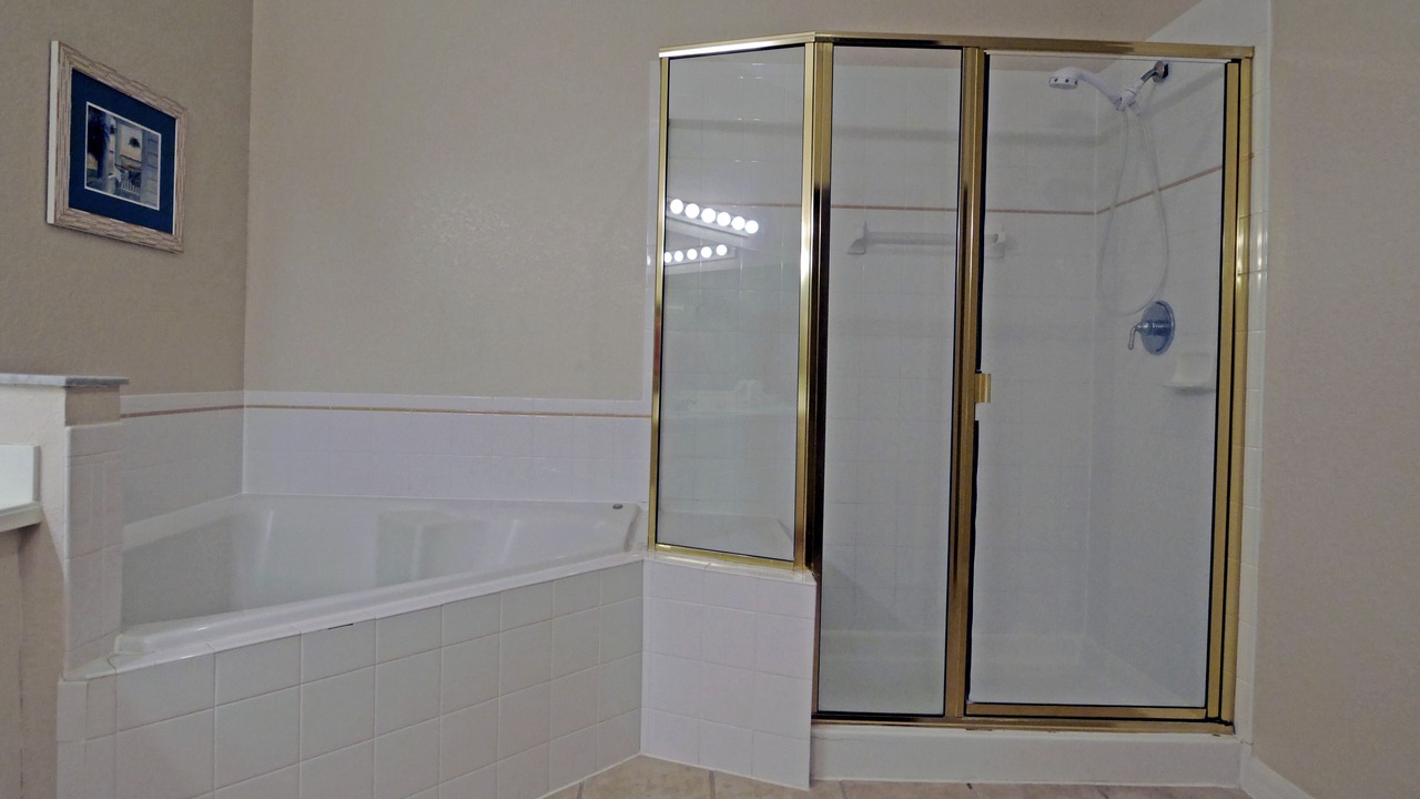 Photo of Bathroom in Bahama Bay