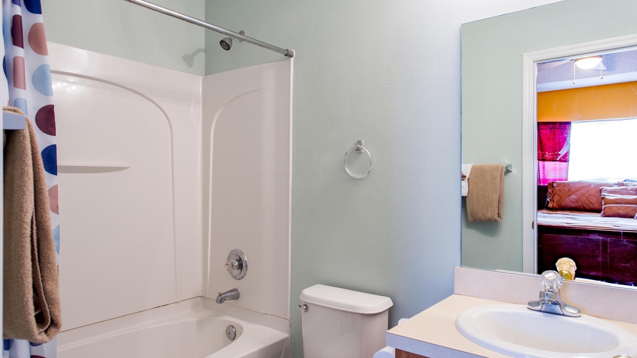 Photo of Bathroom in Crestwynd Bay