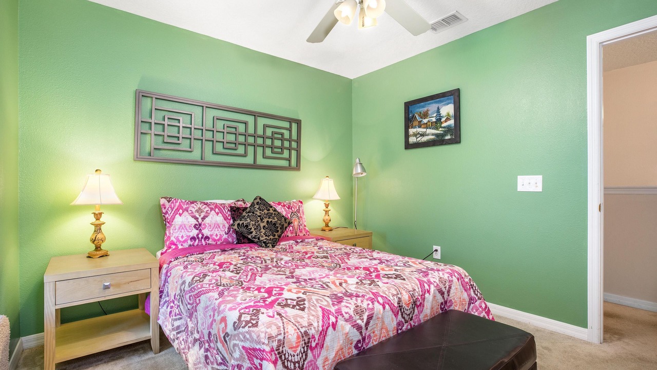 Photo of Bedroom in Crestwynd Bay