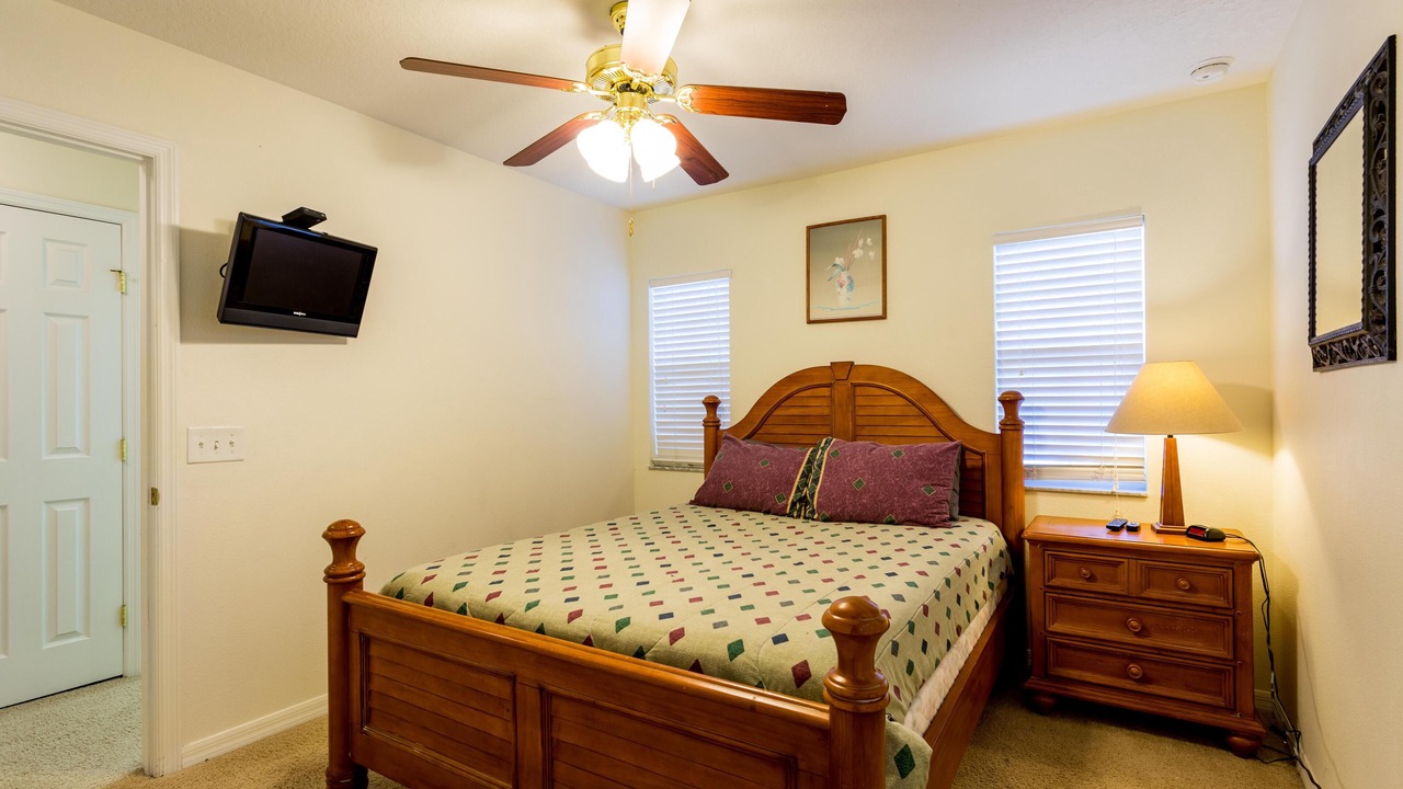 Photo of Bedroom in Crestwynd Bay
