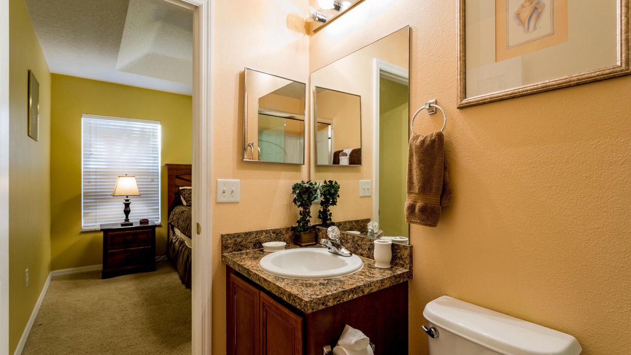 Photo of Bathroom in Crestwynd Bay