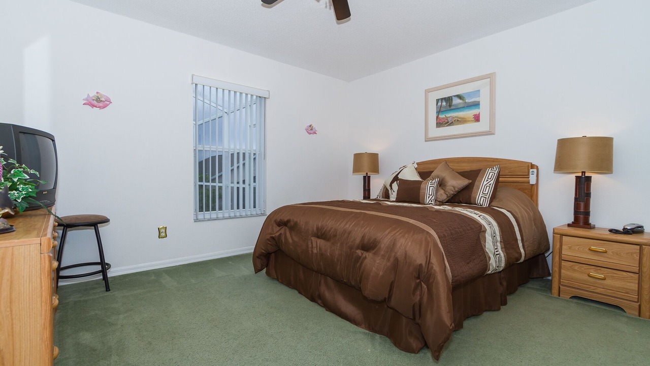 Photo of Bedroom in Florida Pines