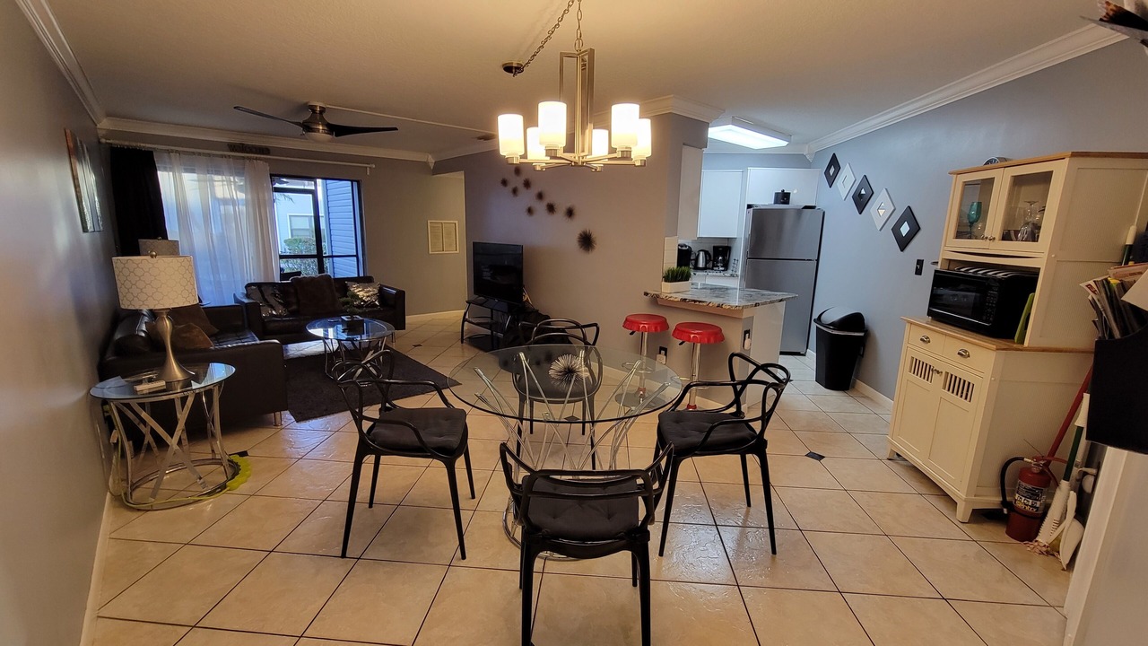 Photo of Livingroom in Ventura
